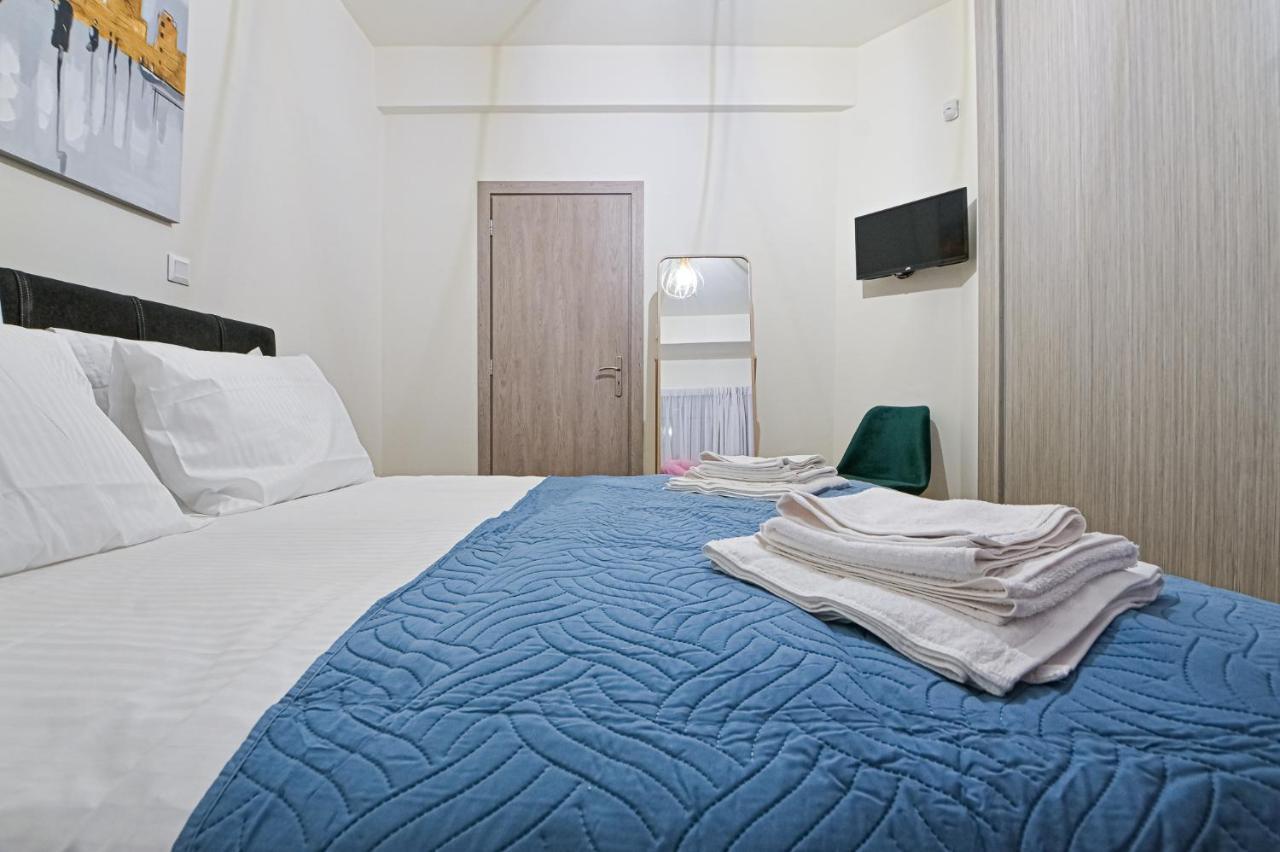 Areos Comfort Living Apartment - Alexandras Ave 72 Atina Dış mekan fotoğraf