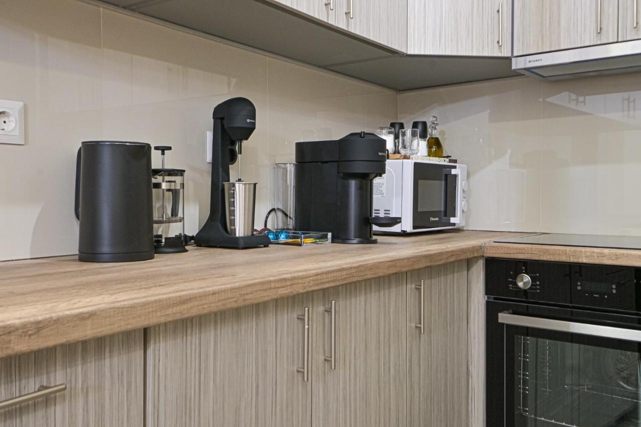 Areos Comfort Living Apartment - Alexandras Ave 72 Atina Dış mekan fotoğraf